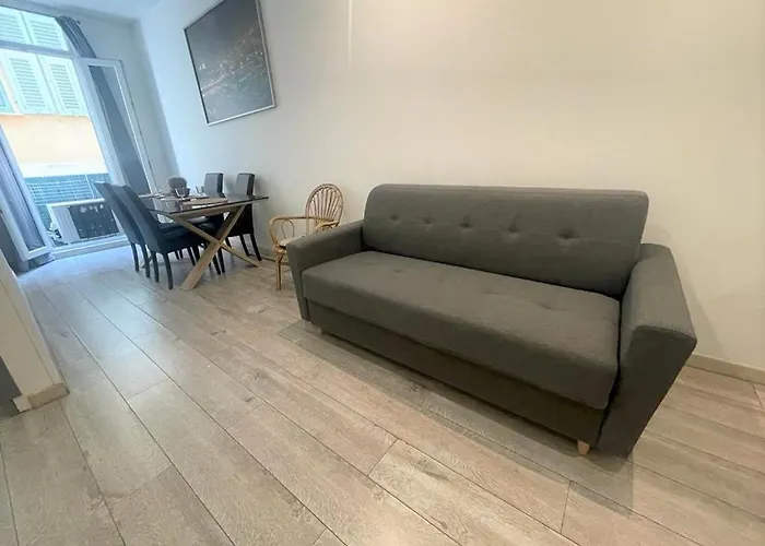 2 Piéces Confort Vieux Cours Saleya Proche Commerces Et Appartamento *