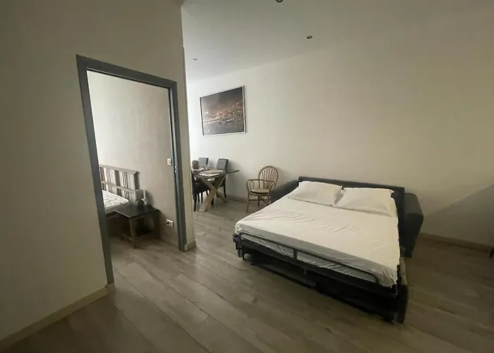 Appartamento 2 Piéces Confort Vieux Cours Saleya Proche Commerces Et