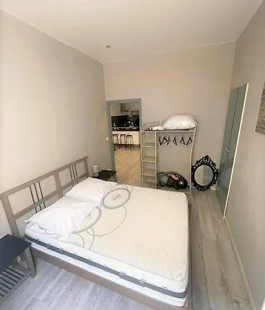 2 Pieces Confort Vieux Cours Saleya Proche Commerces Et ניס